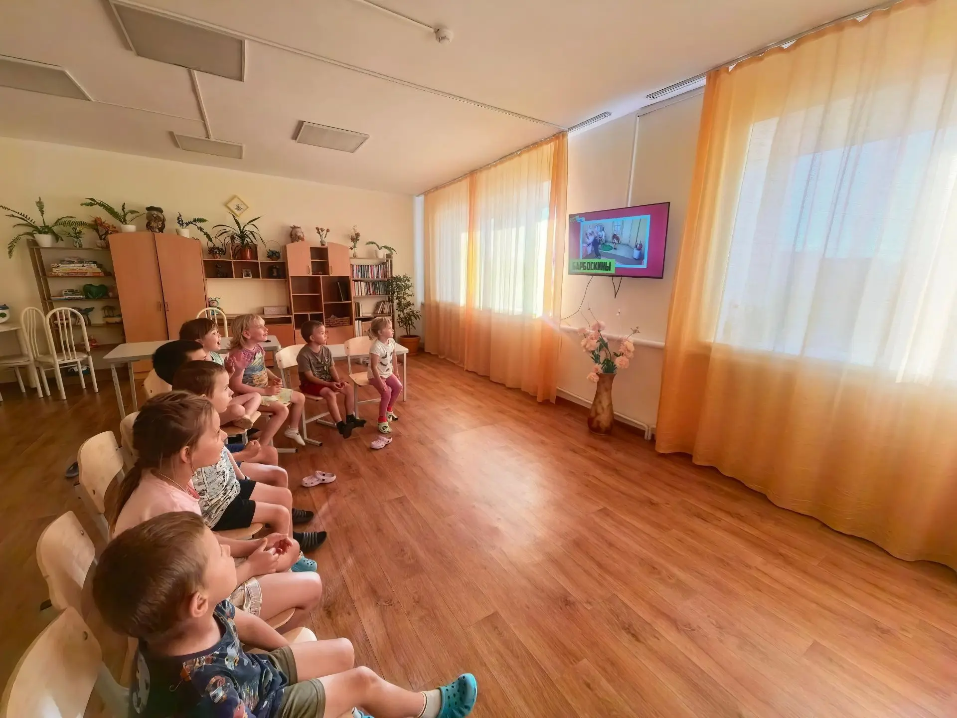 «Мультяшный переполох»: угадываем по нотам, пикселям и первым словам!